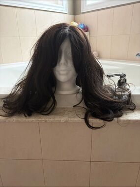 Dark Brown Long Wavy Women's Wig - Natural Look